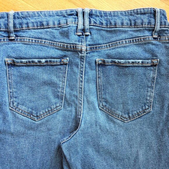 Distressed Knox Rose Jeans w/Embroidery - SZ 6 - Picture 4 of 9